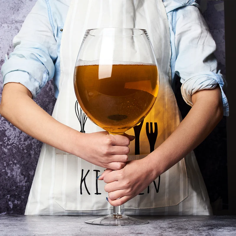 Wine In Beer Glass - แก้วไวน์ขนาดใหญ่พิเศษ 3000 มล. 106 ออนซ์ และแก้วเบียร์ขนาดยักษ์