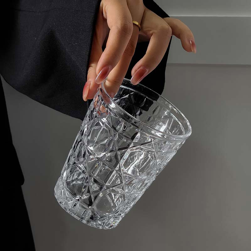 แก้วไวน์แบบตะวันตกลายเพชรแนววิ - Wine In Beer Glass บทวิจารณ์และราคา