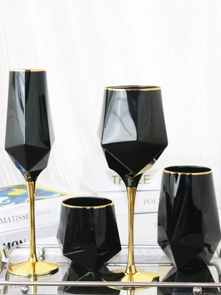คริสตัลสีดําบริสุทธิ์ Golden E - Wine In Beer Glass บทวิจารณ์และราคา